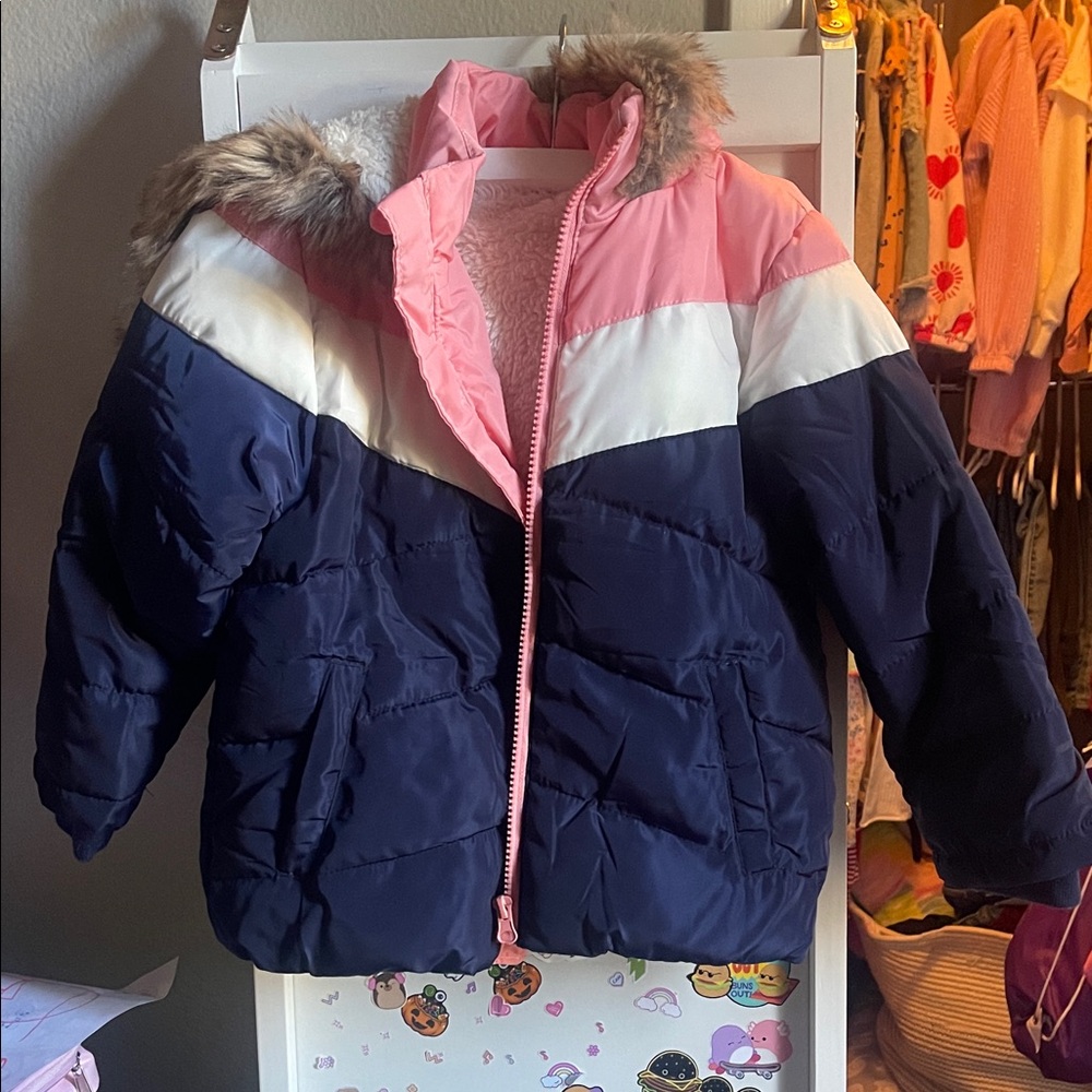 Stylish Pink and Navy Kids Puffer Jacket with Faux Fur Hood